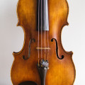 Antonio & Hieronymus Amati 1616 viola model by John Dilworth