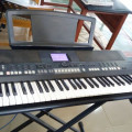 Yamaha psr 650 balck colour