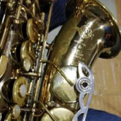 Selmer Paris Super Action II, canastillas plateadas, tudeles en plata.,